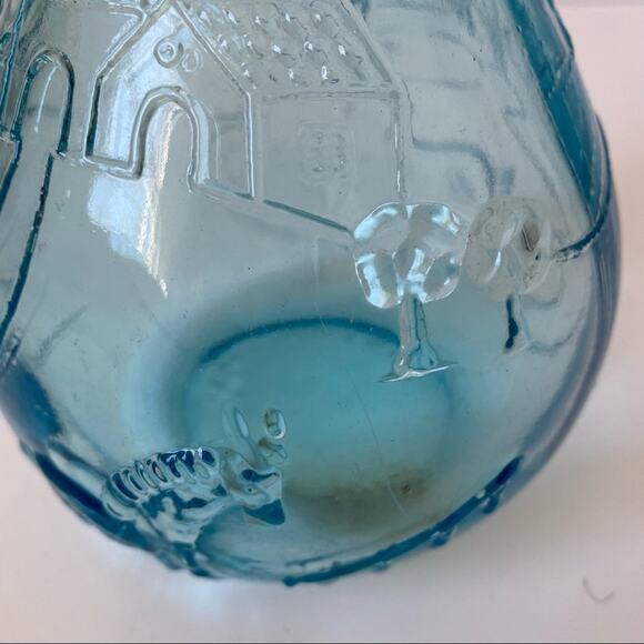 Vintage Embossed Blue Glass Bottle Made in Italy Donkey Duck Scene 8 1/2 inches - Picture 7 of 8
